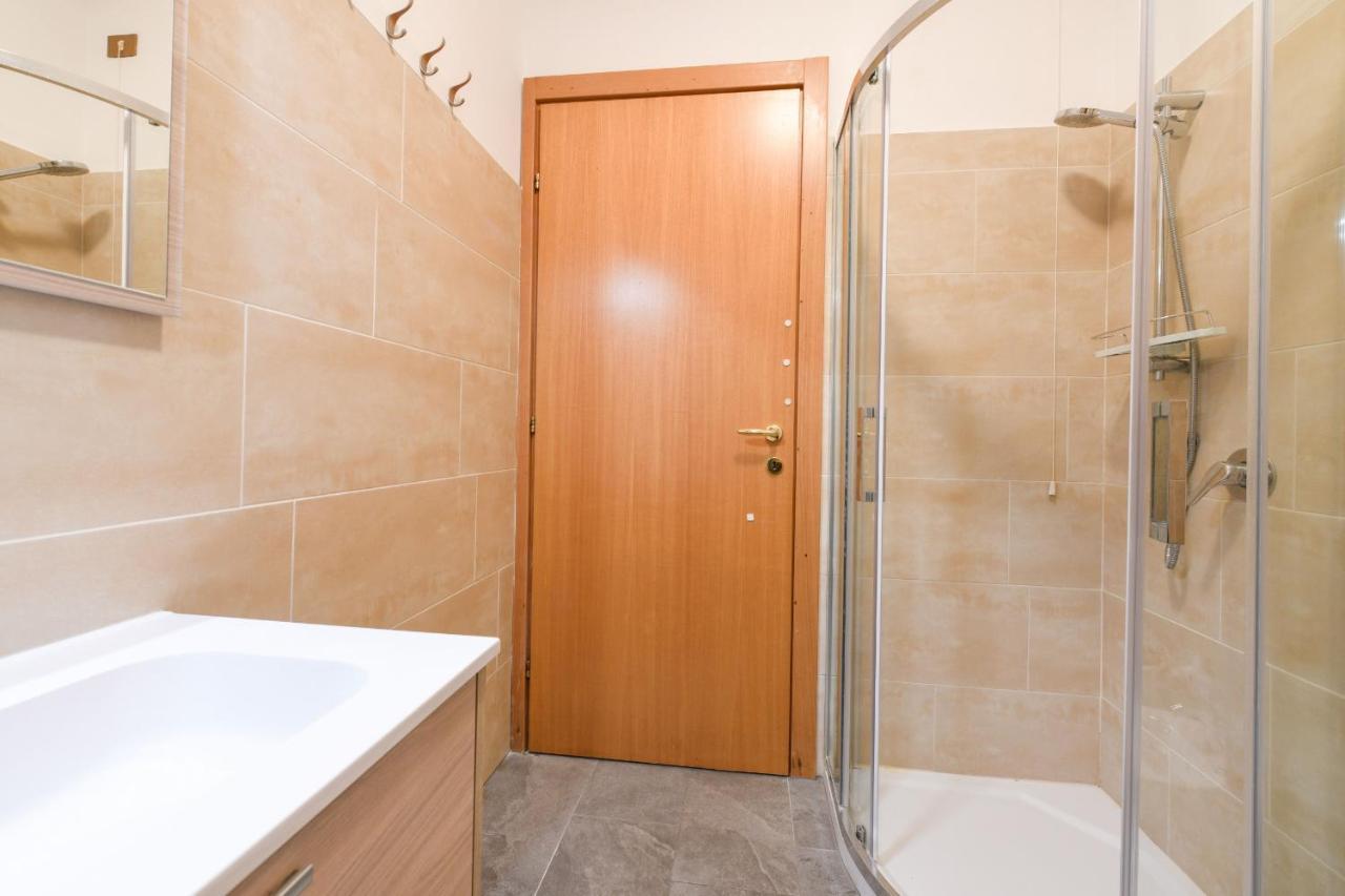 Appartamento Al Cascinale Desenzano del Garda Luaran gambar