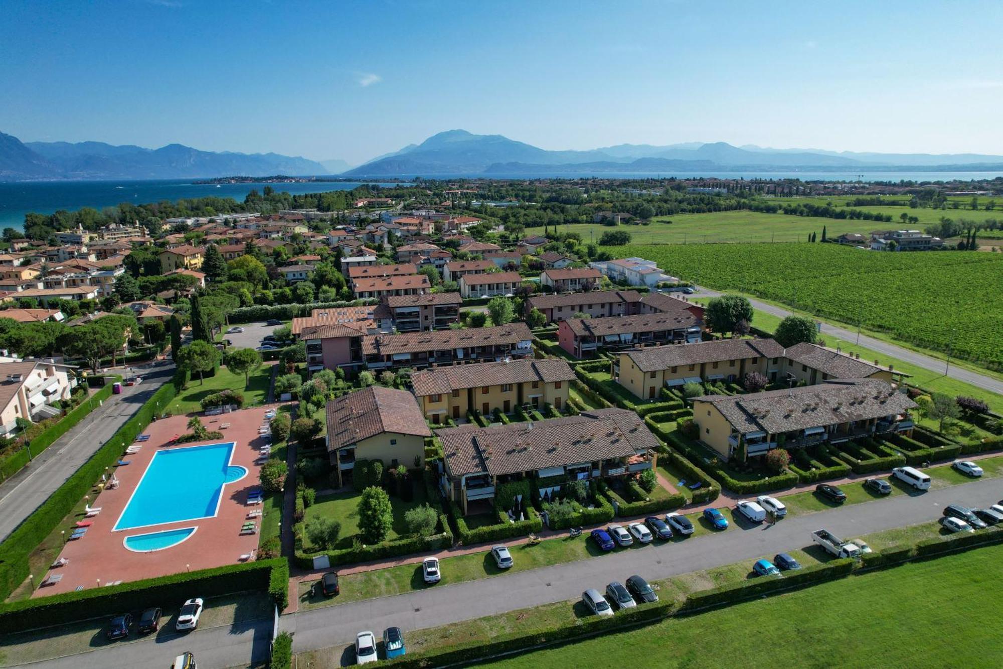 Appartamento Al Cascinale Desenzano del Garda Luaran gambar